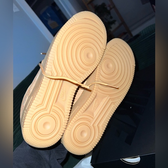 Nike Supreme Air Force 1 - Picture 8 of 8